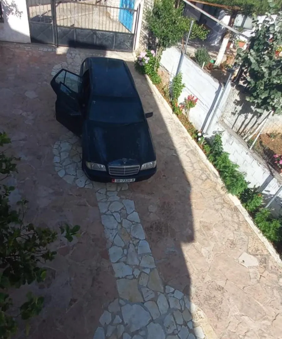 Aparthotel Vila Vladmir Sela Ksamil