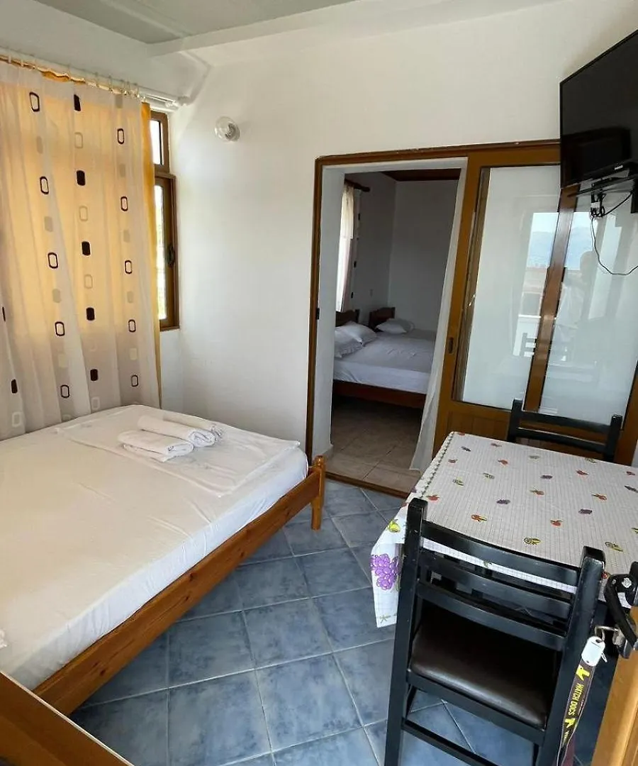 Vila Vladmir Sela Ksamil Albania