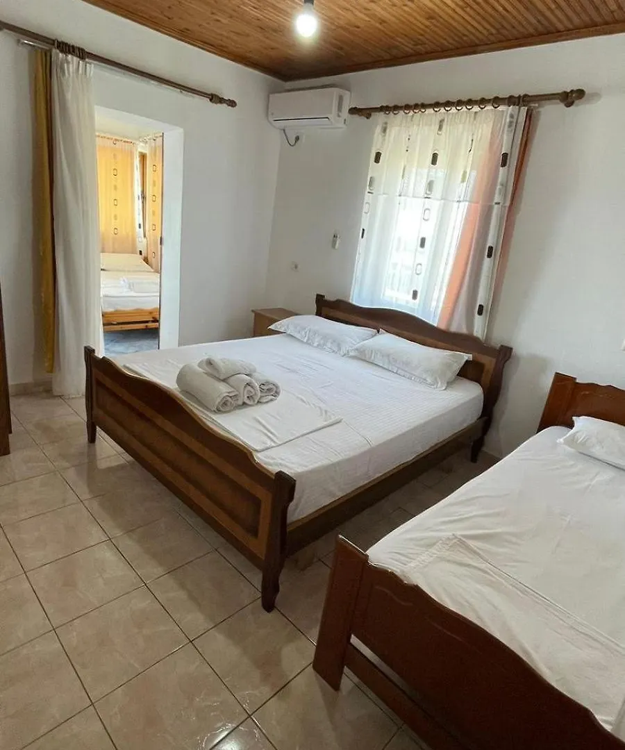 Aparthotel Vila Vladmir Sela Ksamil