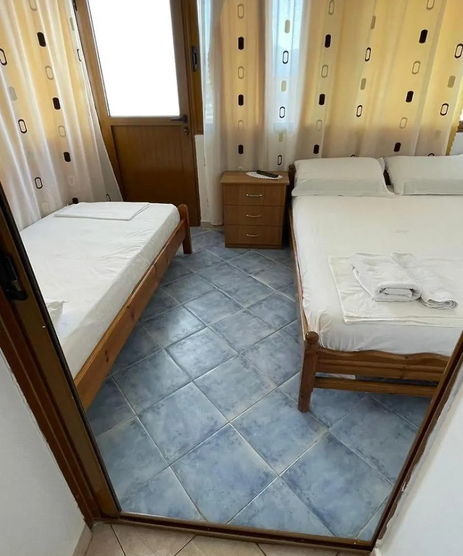 Aparthotel Vila Vladmir Sela Ksamil